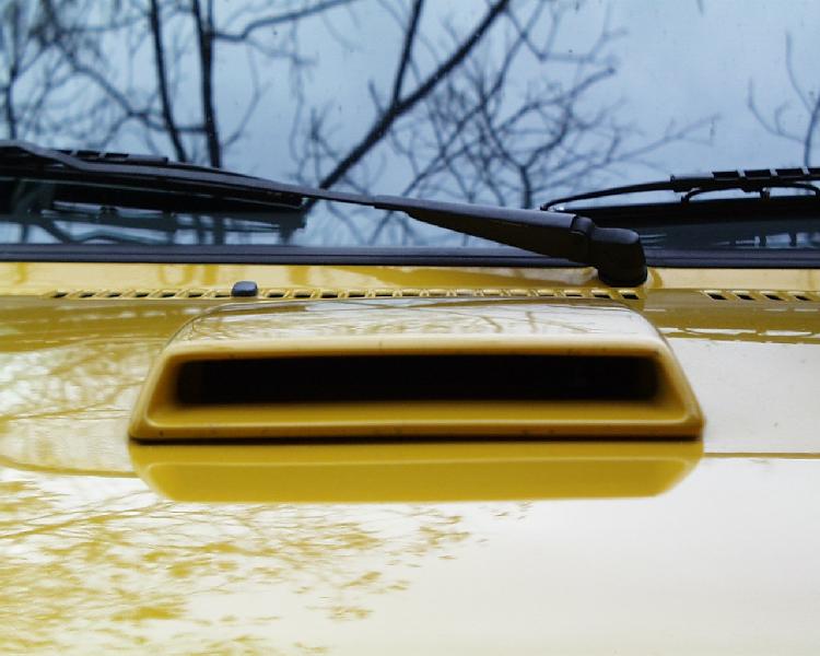 Zonker hood scoop